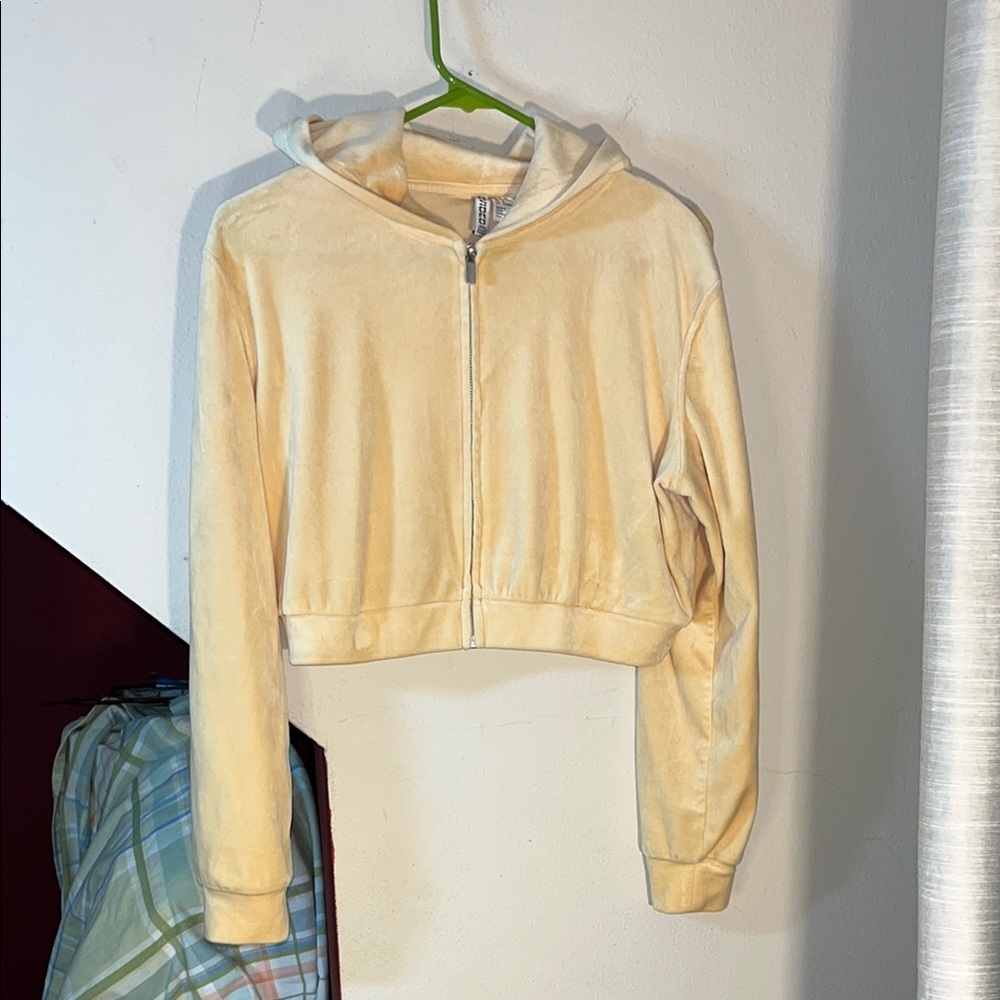 Butter Yellow‎ Pastel Velour Cropped Zip Up Hoodie M